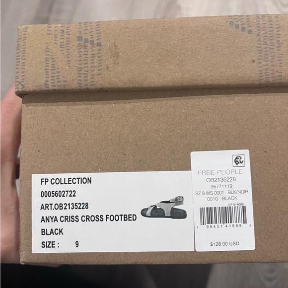 BNIB Anya Criss Cross Footbed Sandal - Picture 7 of 9